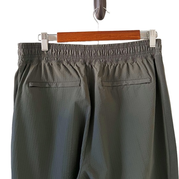 Athleta Textured Brooklyn Jogger In Military Olive Green Size 10 - Picture 10 of 16